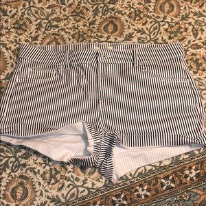 STRIPED SHORTS